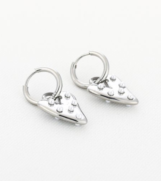 Hartjes oorbellen studs - zilver